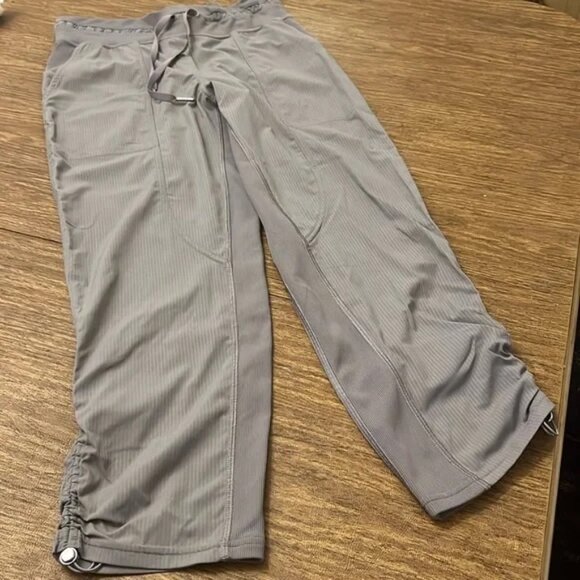 Lululemon Dance Studio Mid-Rise Cropped Pants - Picture 3 of 5